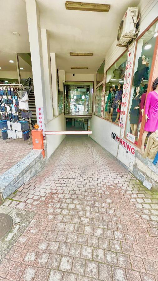 Hotel Semitronix Pejë Esterno foto